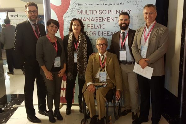 Dr Naldini e la sua equipe al 1st International Congress, Pisa